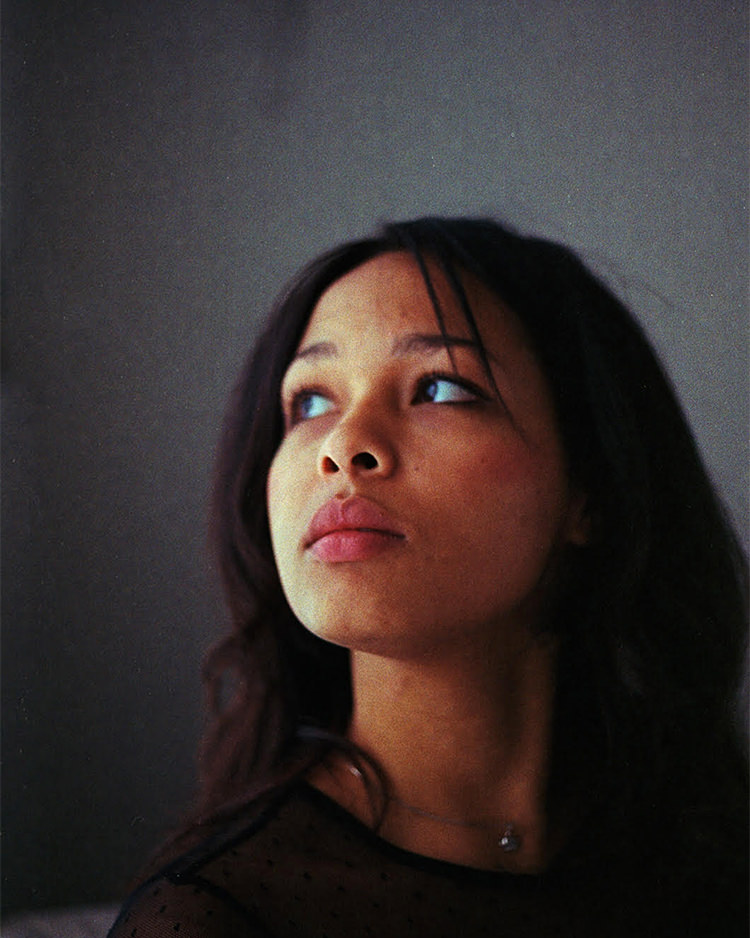Akosua-750